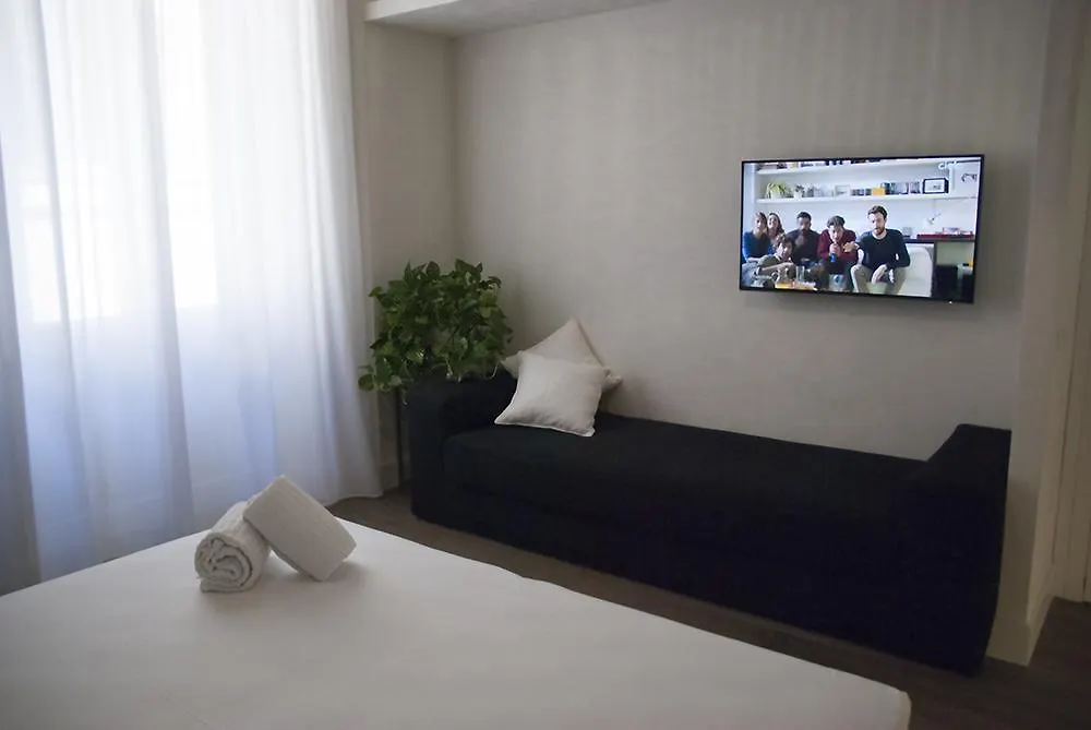 App Leoncino Design Apartment In Roma Italia