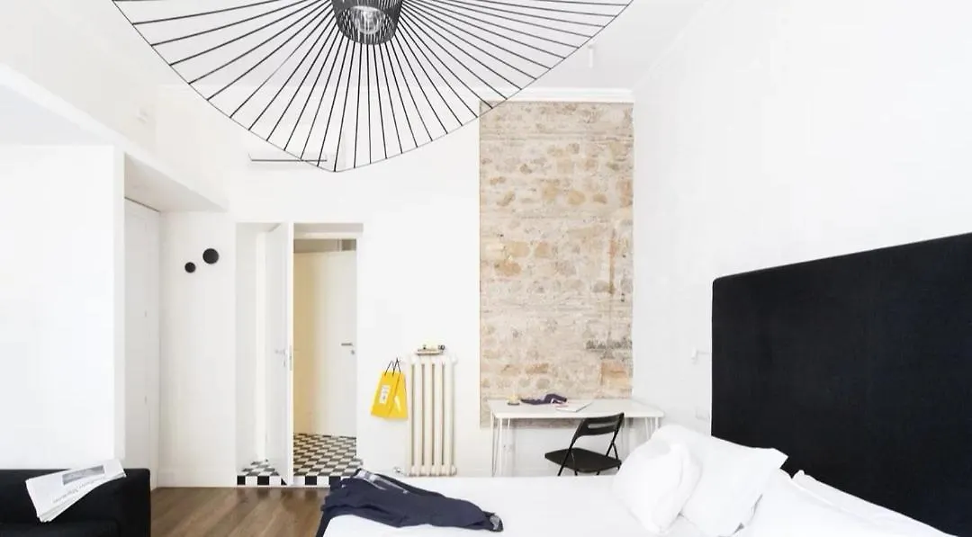 App Leoncino Design Apartment In Roma