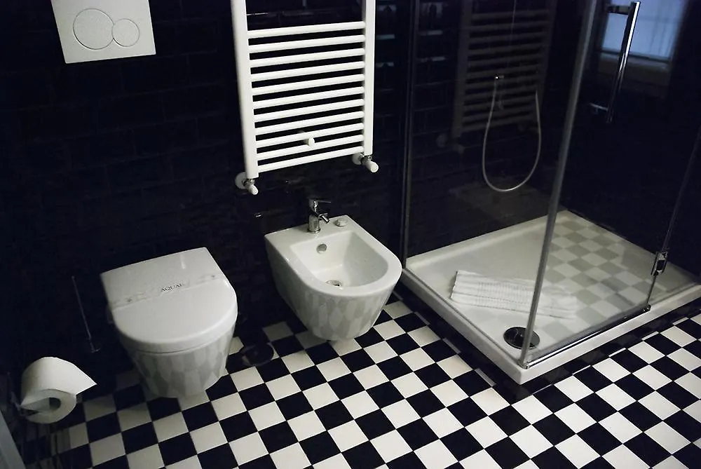 App Leoncino Design Apartment In Rome