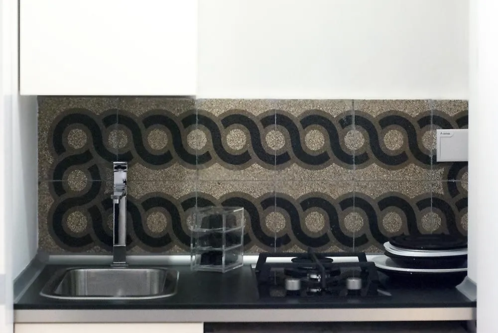 App Leoncino Design Apartment In Rome