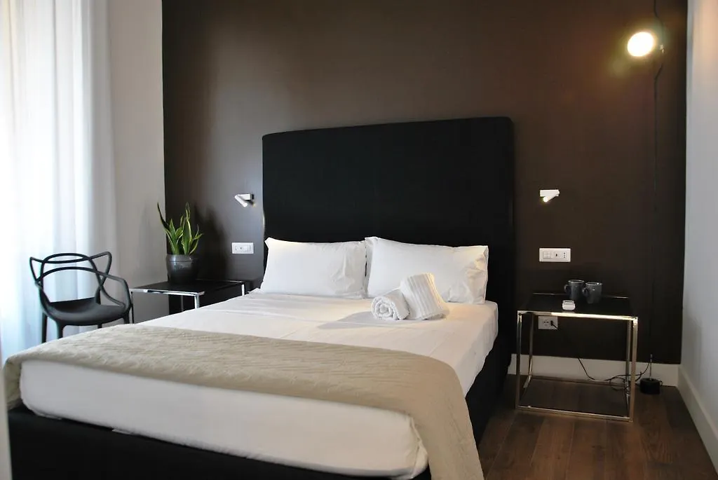App Leoncino Design Apartment In Rome location
